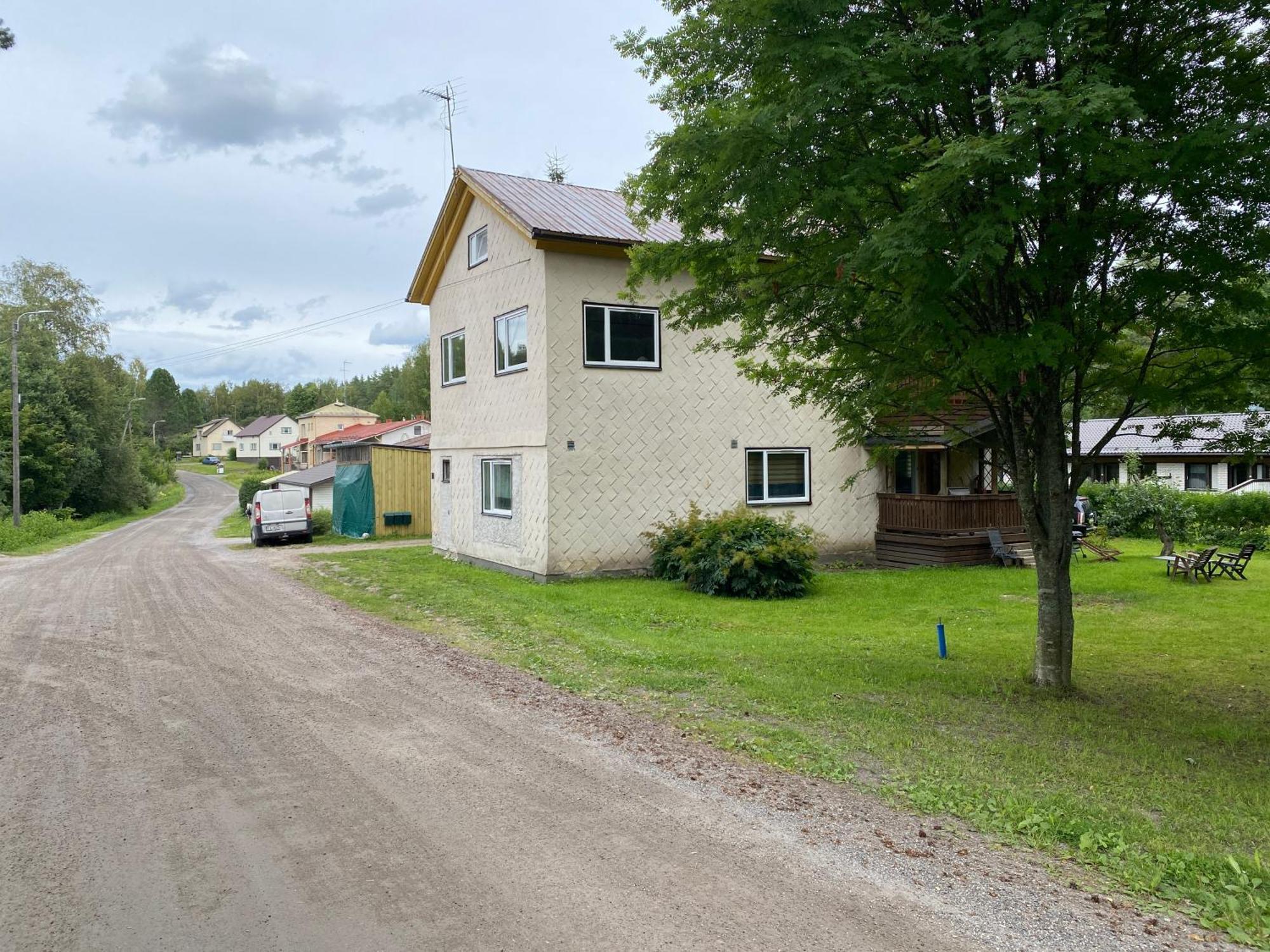 Maentyharju Keskus, Yksityishuoneita, Keittioellae Apartment Exterior photo